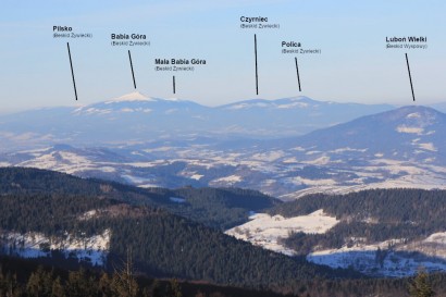 Panorama z Hali Stumorgowej na Mogielicy na Babią Górę i Beskid Żywiecki