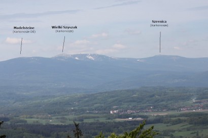 Panorama z Sokolika: Karkonosze