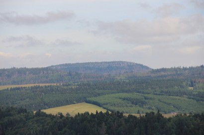 Skalniak (Góry Stołowe) widziany z Grodczyna