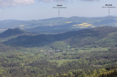 Mała Ostra - podpisana panorama Gór Kaczawskich